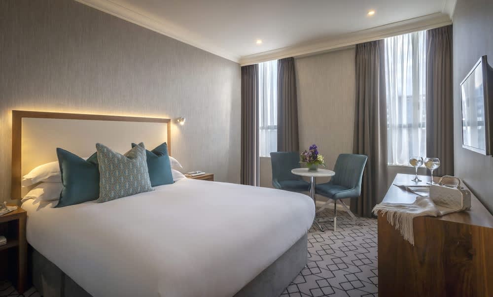 The Victoria Hotel 4