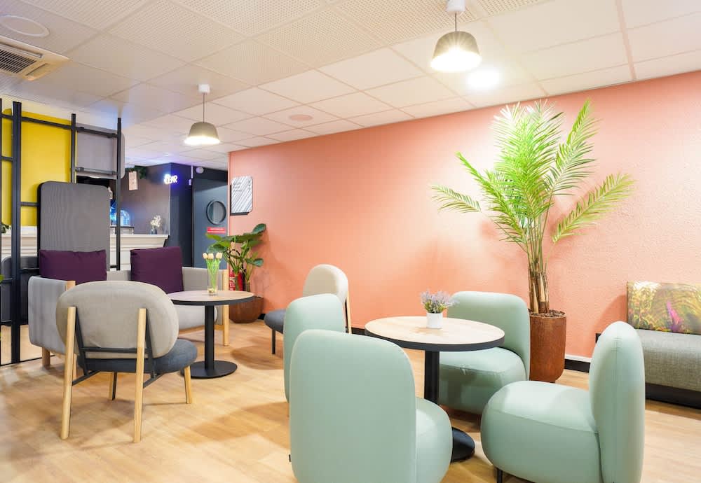 B&B HOTEL Paris Porte de Châtillon 5
