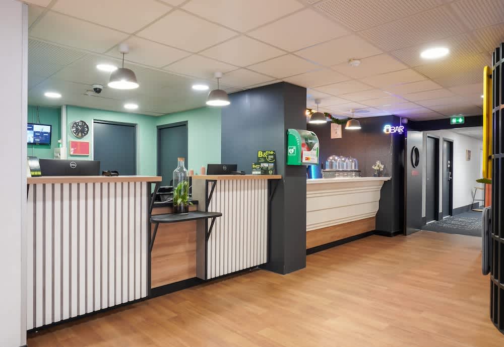 B&B HOTEL Paris Porte de Châtillon 4