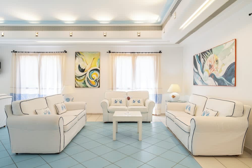 Cala Della Torre Resort 4