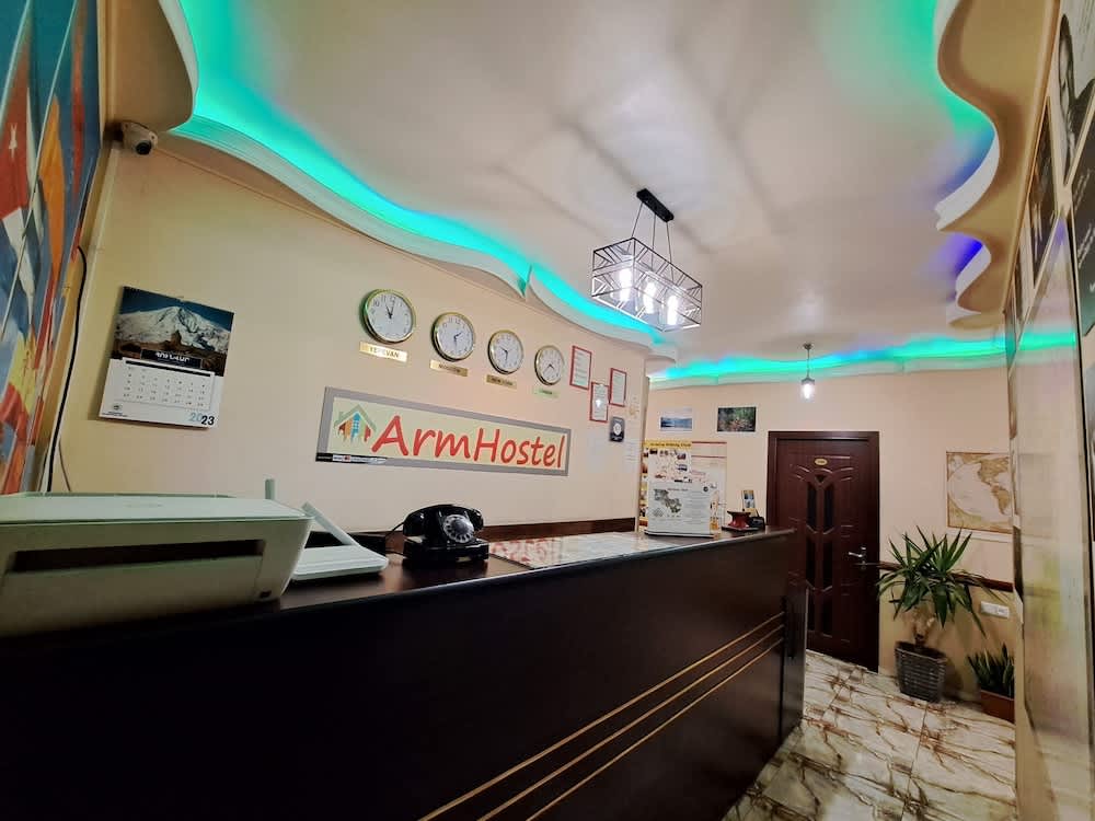 Arm Hostel 4