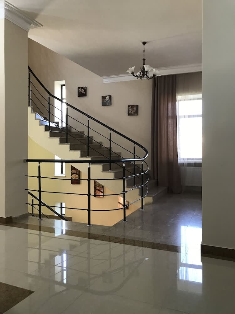 Capital Hotel 5