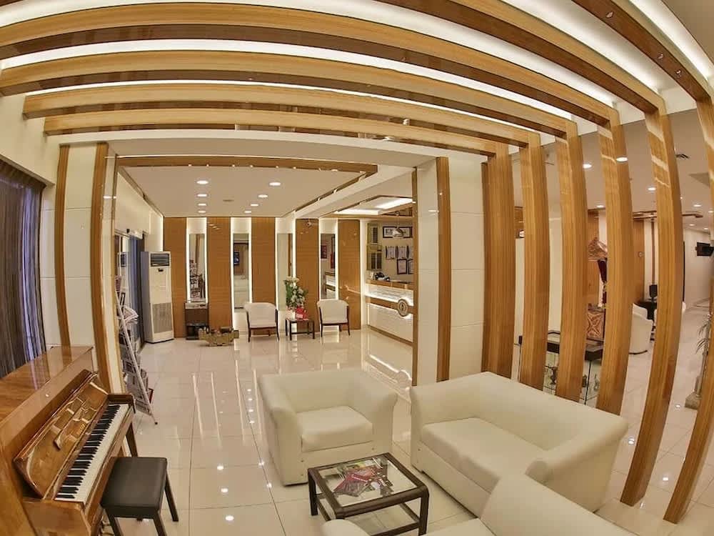 Garni Hotel 5