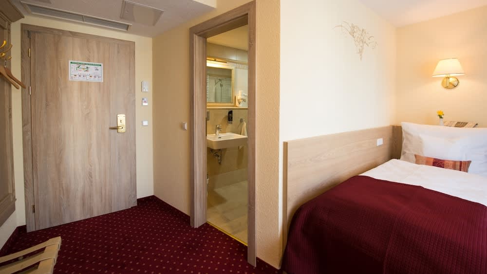 Hotel Rebstock 3