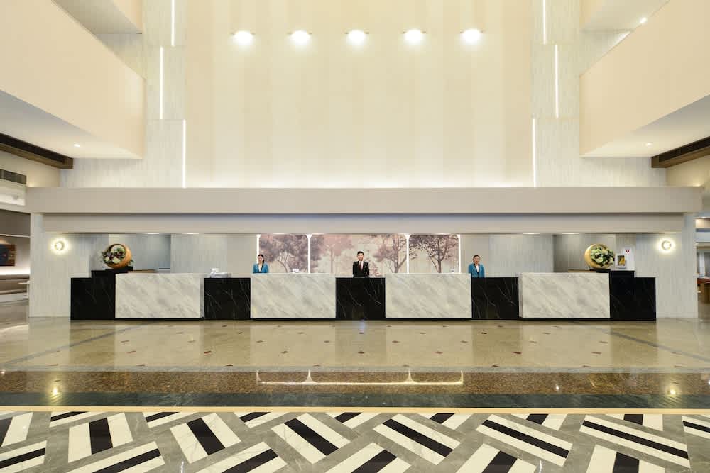 Twin Towers Hotel 4