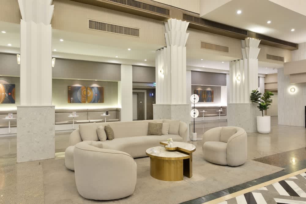 Twin Towers Hotel 5