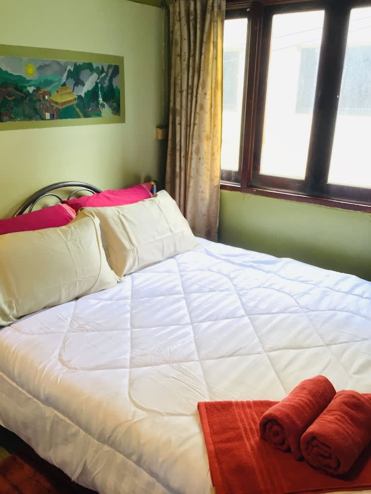 Shanti Lodge Bangkok 5