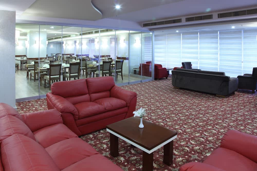 Hotel Senbayrak City 5