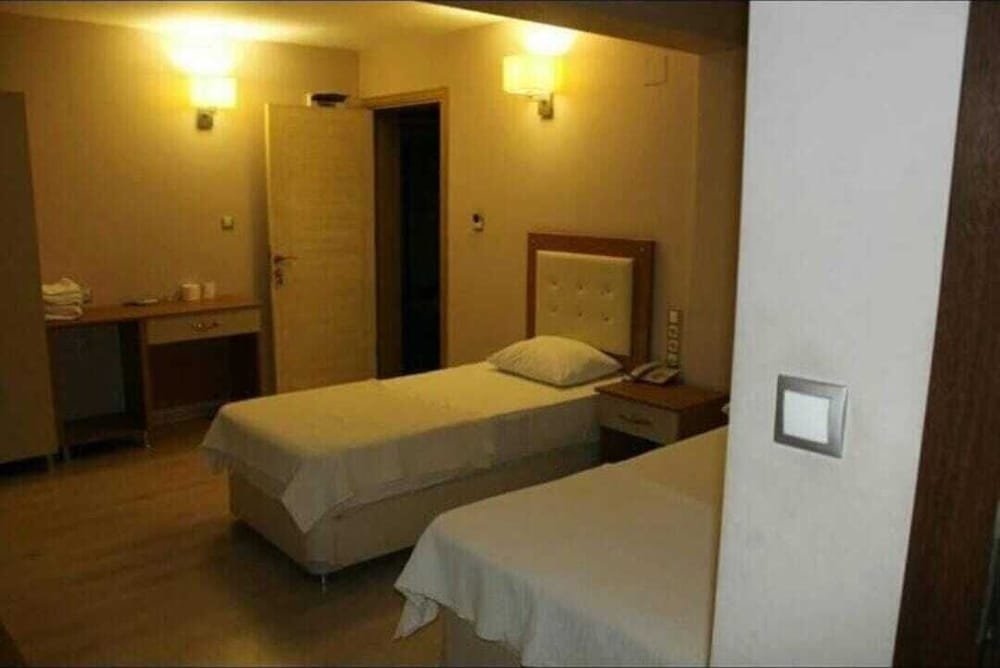 Şato Otel 3