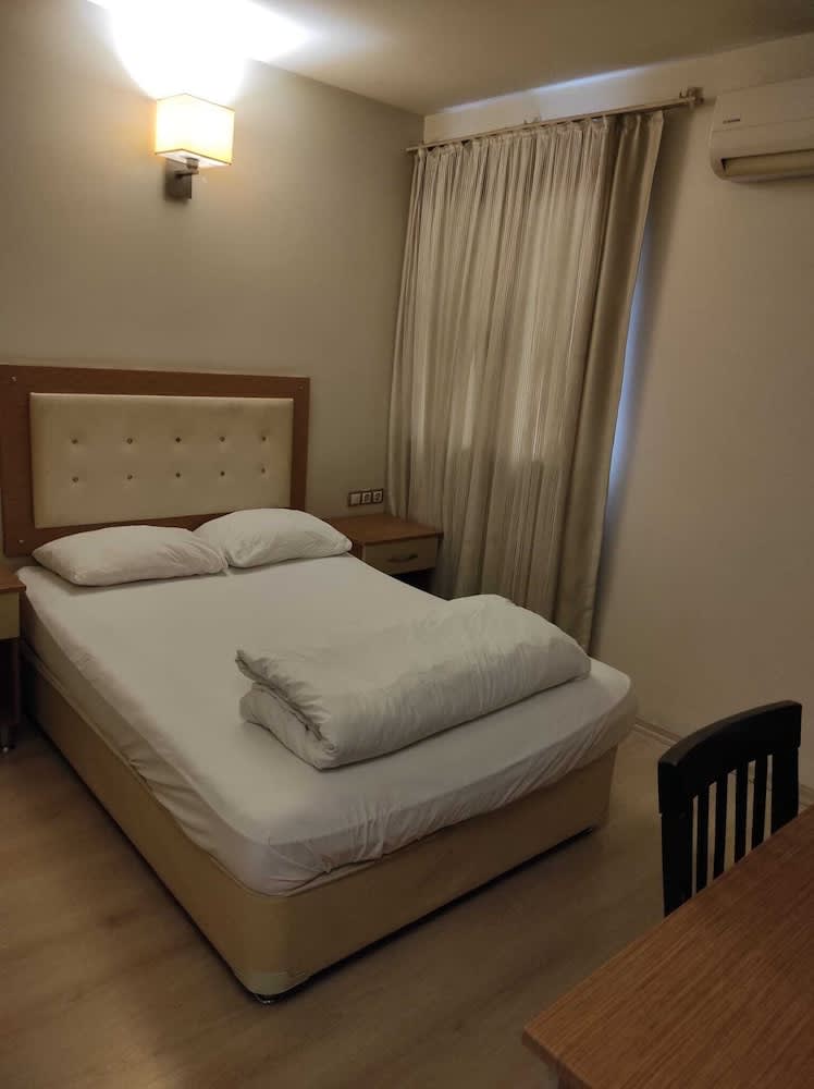 Şato Otel 5