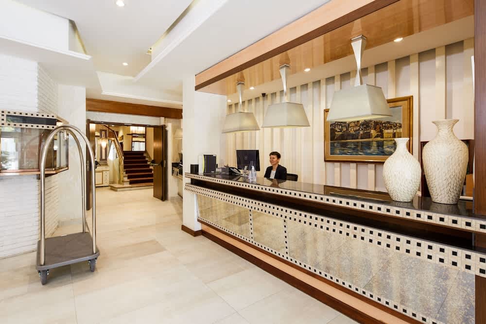 Sercotel Hotel President 4
