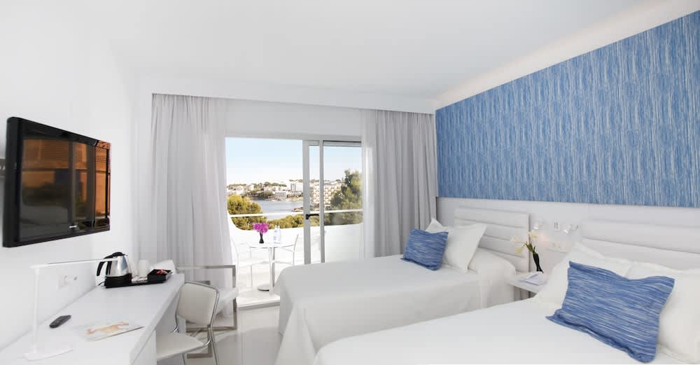 Reverence Mare Hotel - Adults Only 3