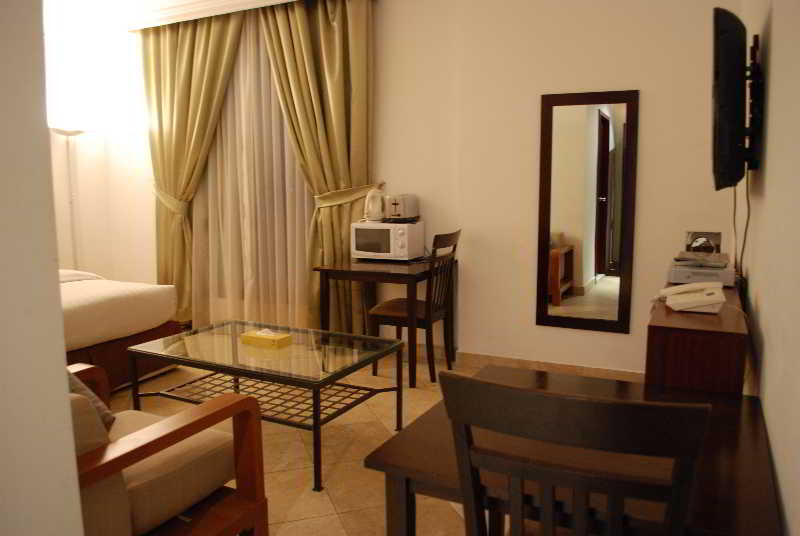 Times Square Suite Hotel 3