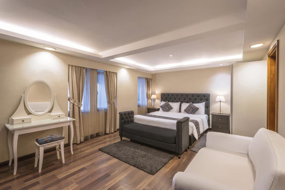 Oasis Hotel 5