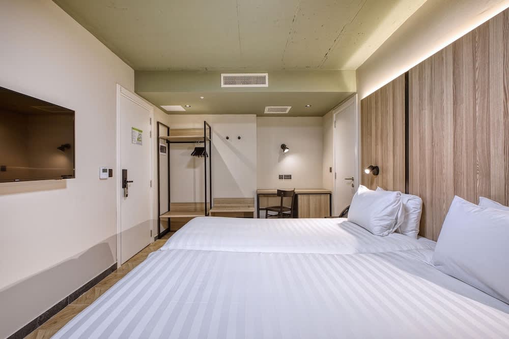 VITA Hotel & Rooftop 3