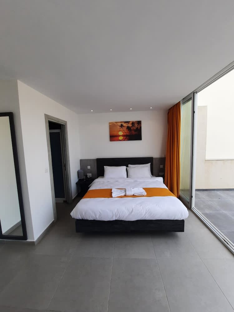 Hotel Shoreline 5
