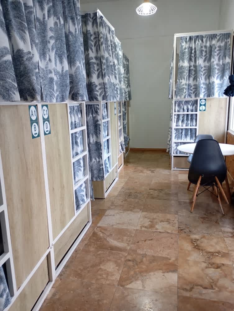 Follow the Sun Boutique Hostel - Pool, Breakfast & Sea Views 5