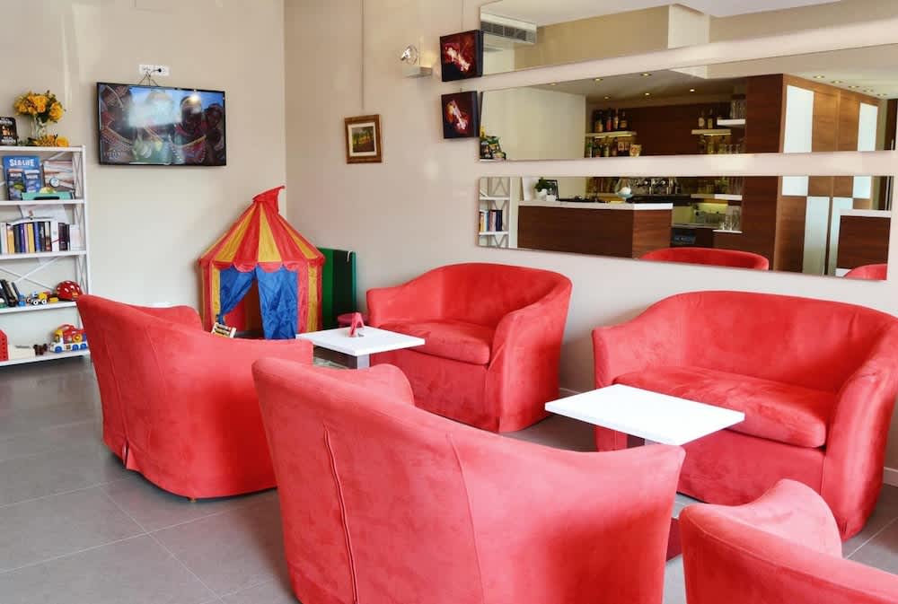Hotel Midi 3