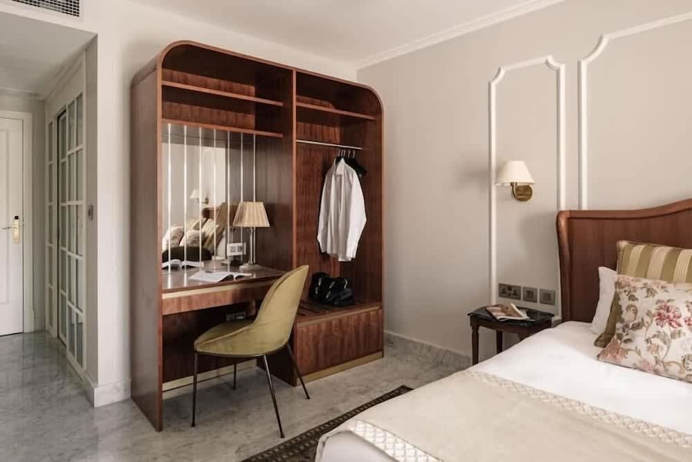 The Gomerino Hotel 5