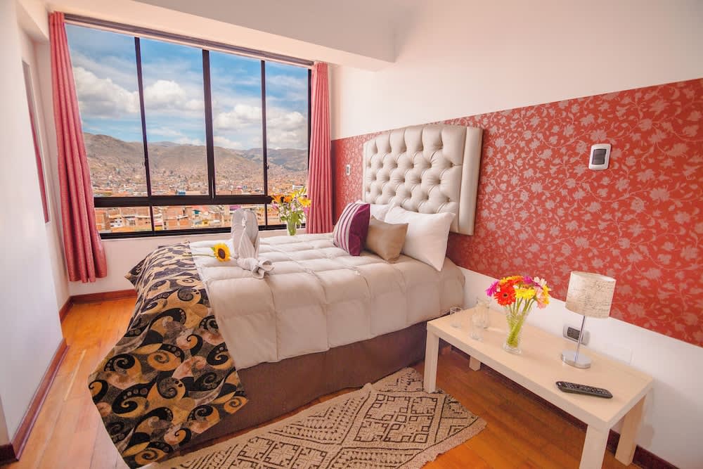 RHOUSE Cusco 3