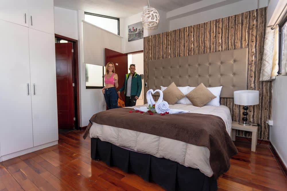 RHOUSE Cusco 5