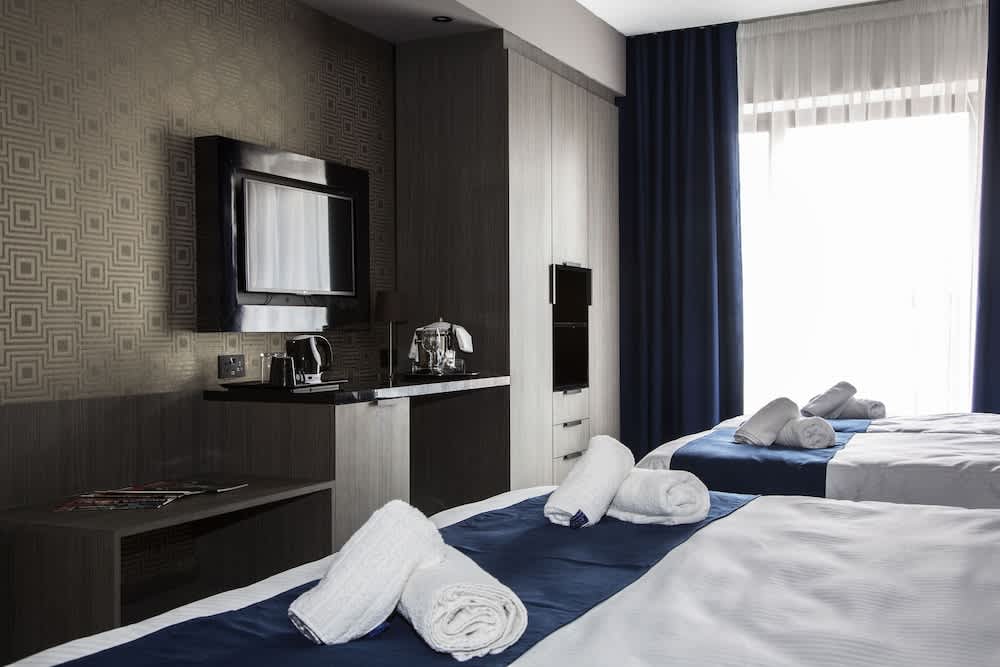 The District Hotel 3