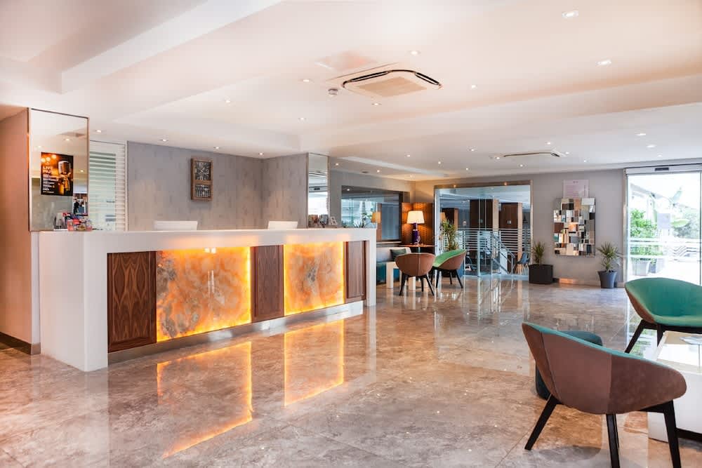 Bora Bora Ibiza Malta Resort - Music Hotel - Adults Only 18 plus 2