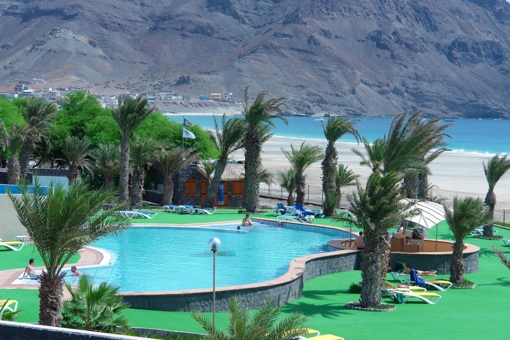 Paris - São Pedro, Île de São Vicente - Lam Hotel Foya Branca - São Pedro, Île de São Vicente