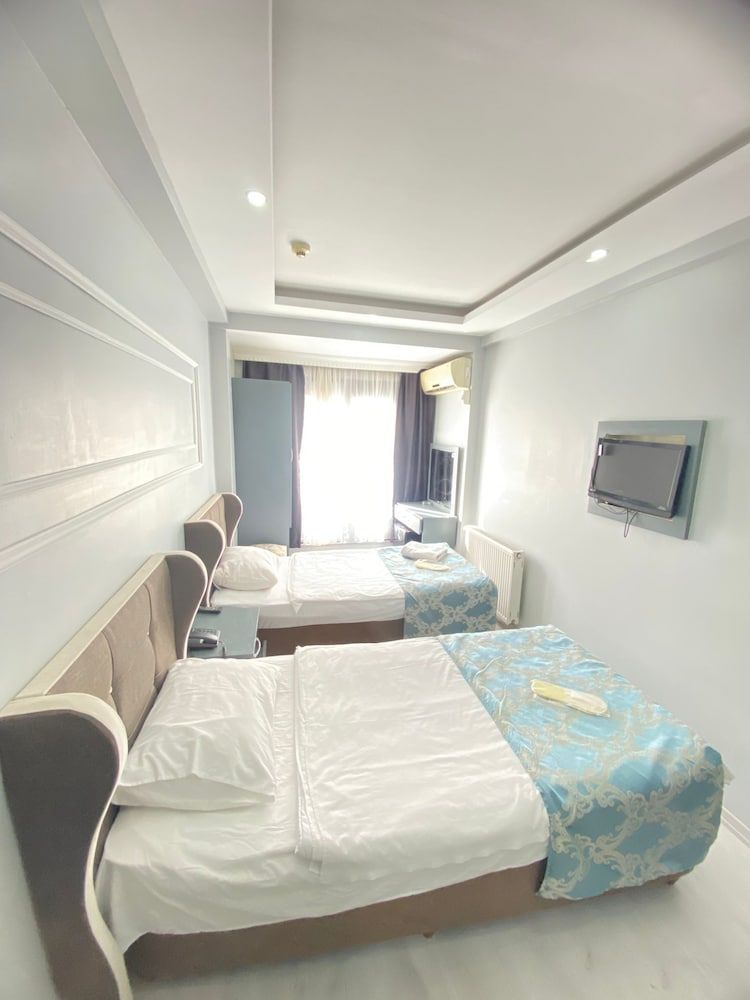Paris - Istanbul - Abam Hotel - Istanbul