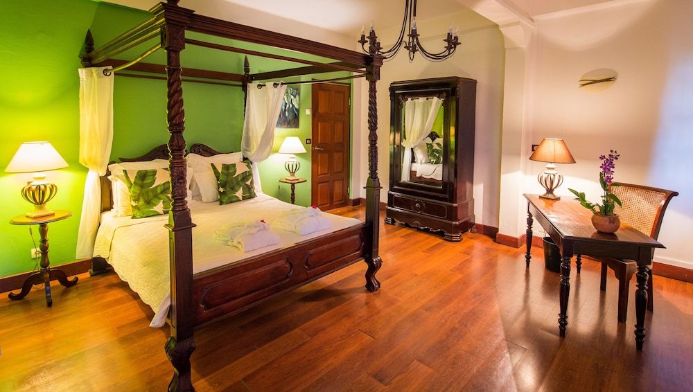 Paris - Martinique, Caraïbes - Hotel l'Impératrice - Martinique, Caraïbes