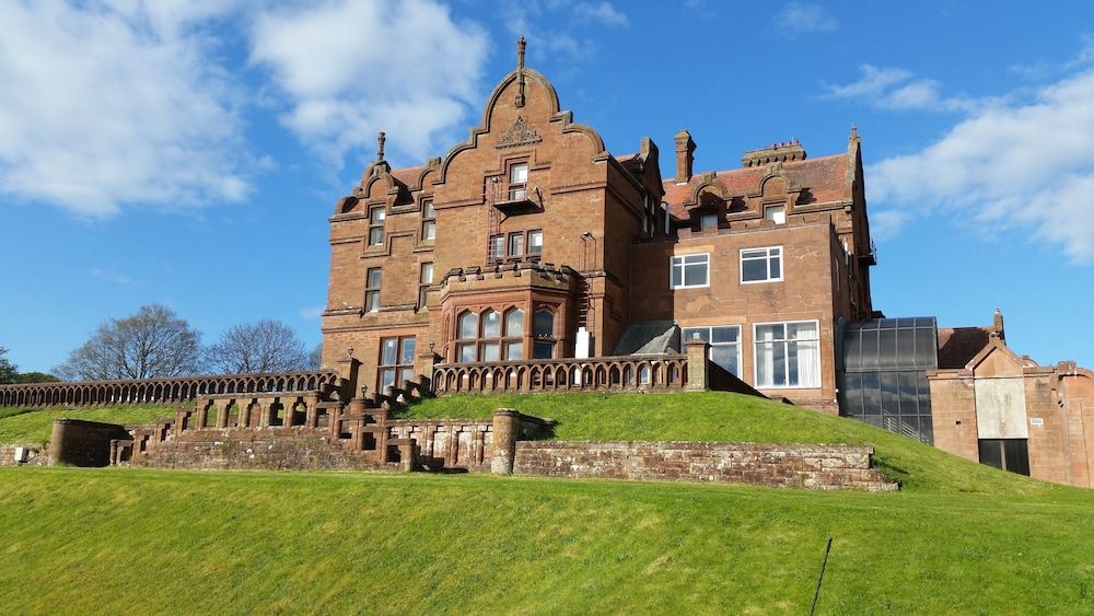 Paris - Ayr - Adamton Country House Hotel - Ayr