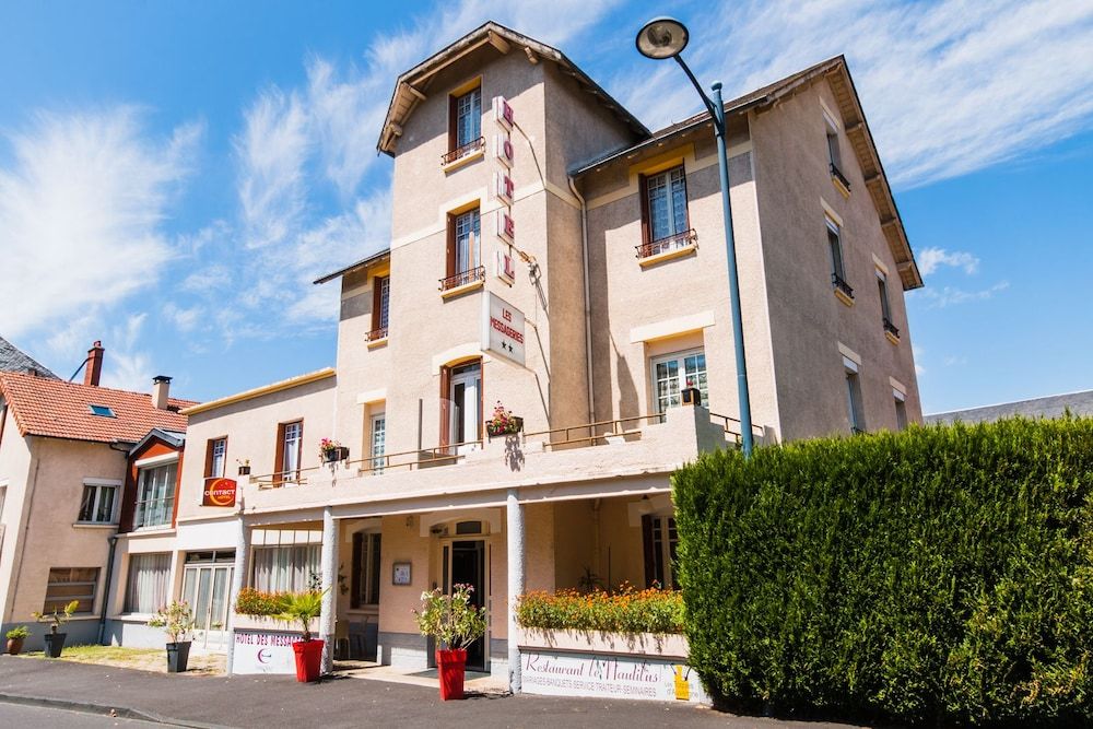 Paris - Saint-Flour - Les Messageries - Saint-Flour