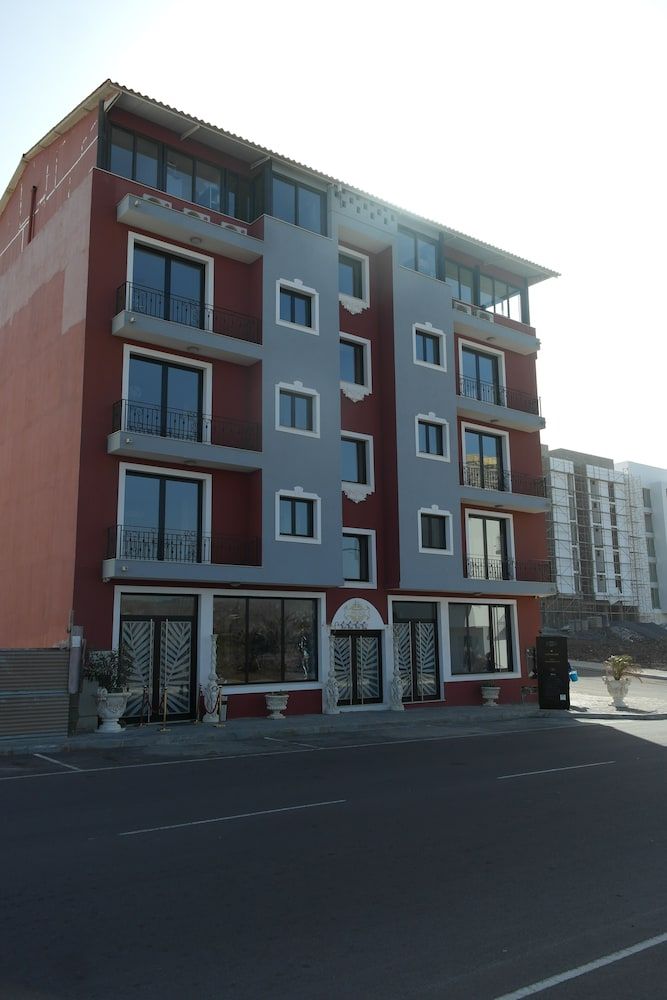 Lyon - Praia, Île de Santiago - Aparthotel Palace - Praia, Île de Santiago