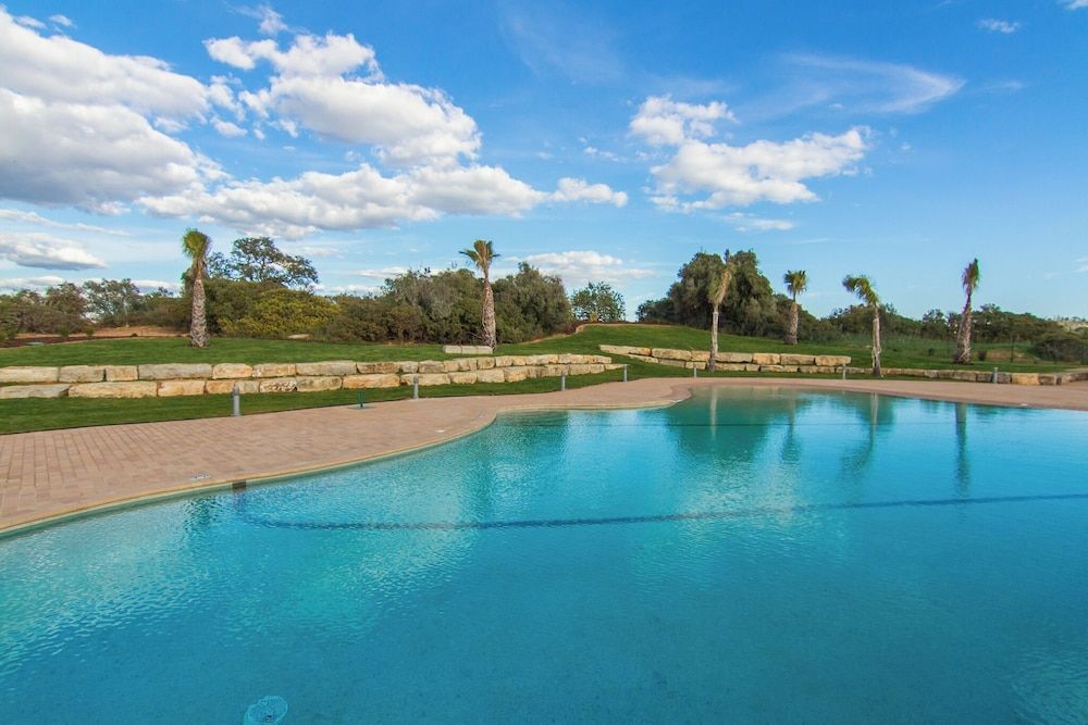 Bâle Mulhouse - Lagoa - Pestana Gramacho Residences - Lagoa