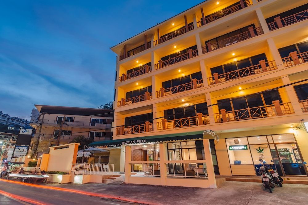 Montpellier - Patong Beach - Phuket - Bauman Ville Hotel - Patong Beach - Phuket