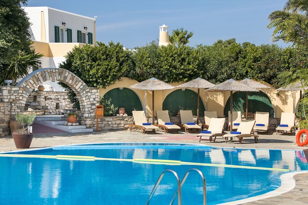 Lyon - Paros - Asteras Paradise - Paros