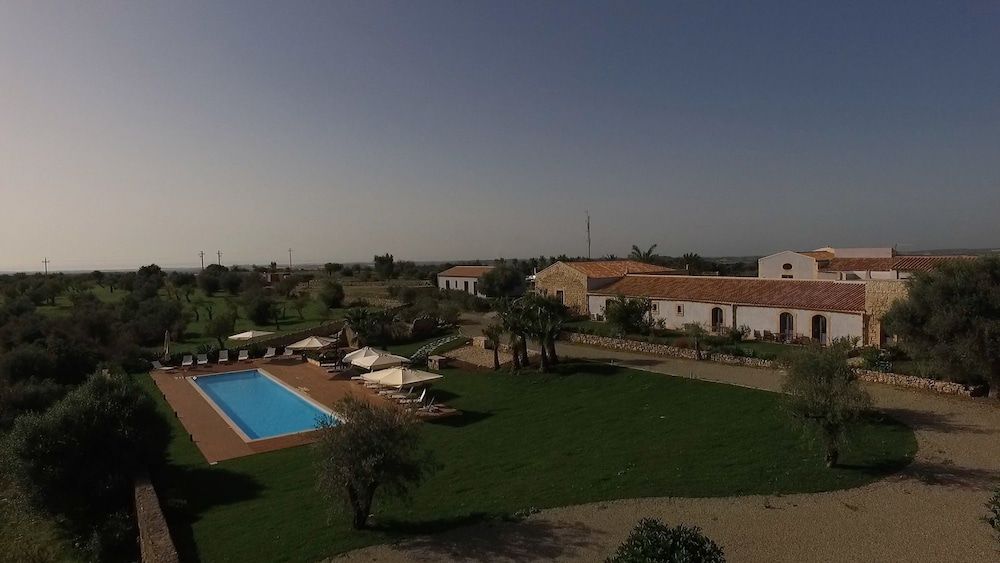 Paris - Ispica - Masseria del Carrubo - Ispica