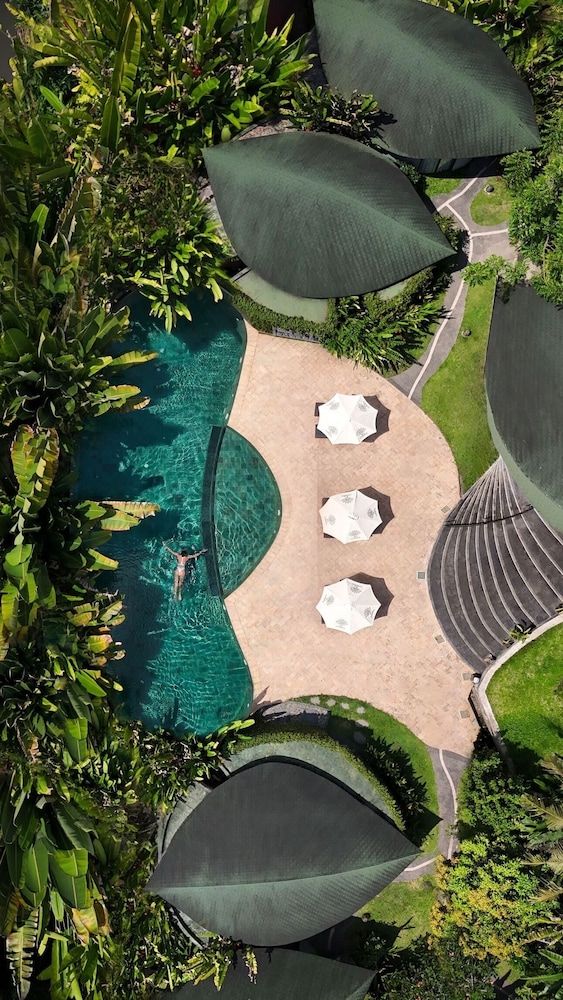 Paris - Canggu-Bali - De Moksha Eco Friendly Boutique Resort - Canggu-Bali