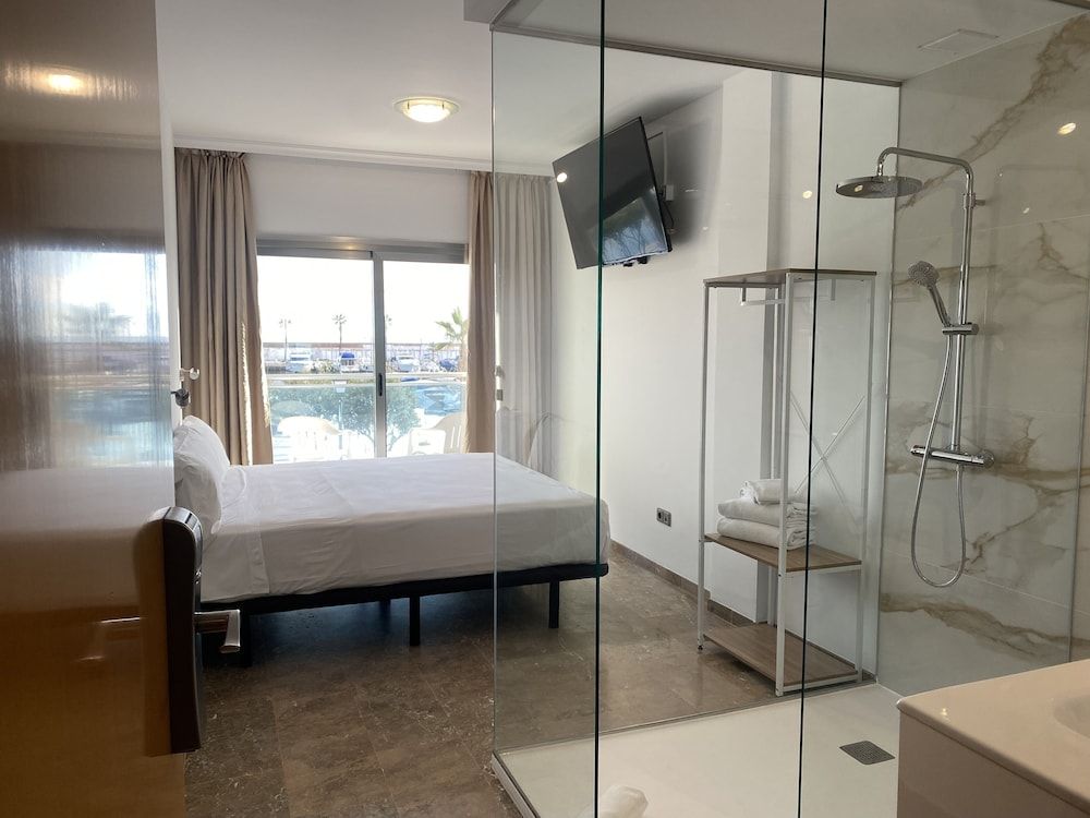Paris - Sitges - Hotel Port Sitges - Sitges