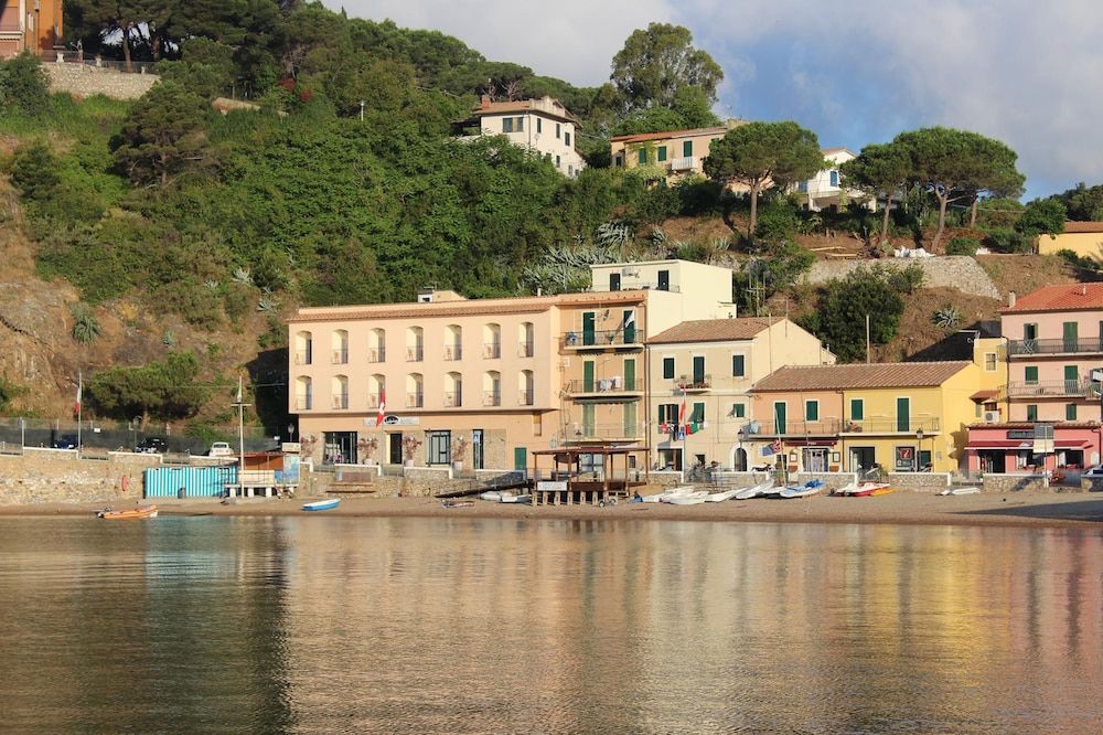 Lyon - Porto Azzurro - Hotel l'Approdo - Porto Azzurro