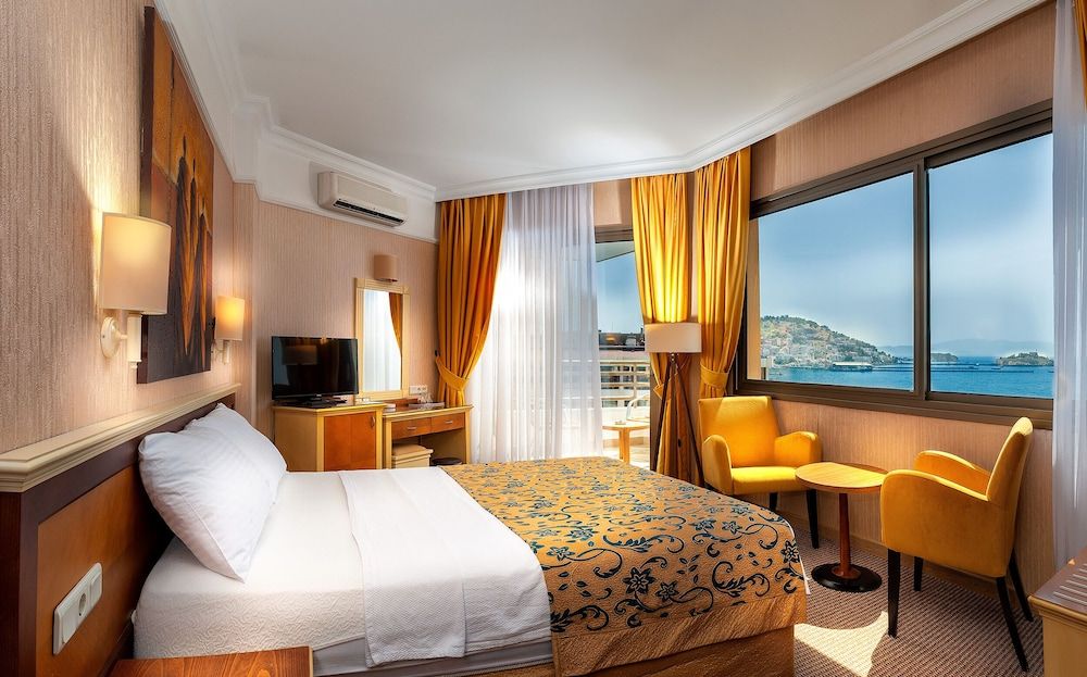 Bâle Mulhouse - Kusadasi - Palm Hotel - Kusadasi