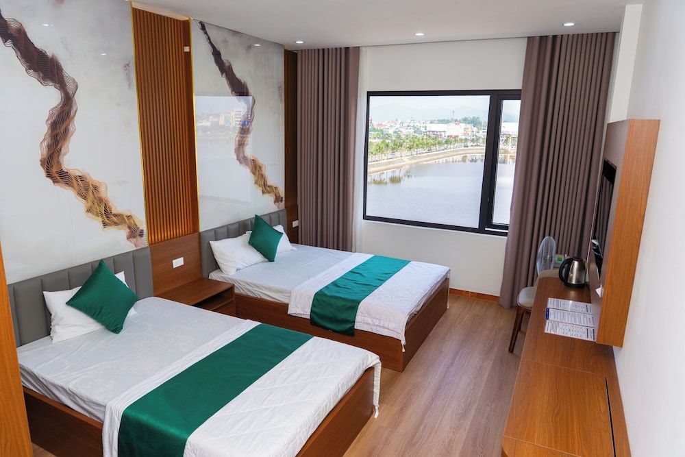 Paris - Ha Long - ocean dragon - Ha Long