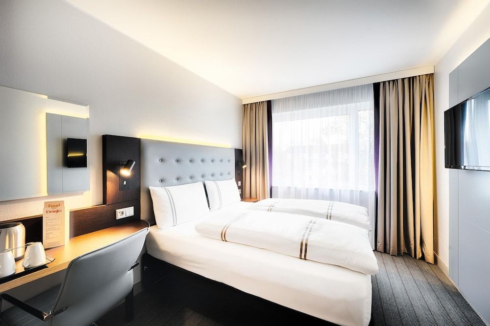 Lyon - Berlin - Premier Inn Berlin City Süd - Berlin