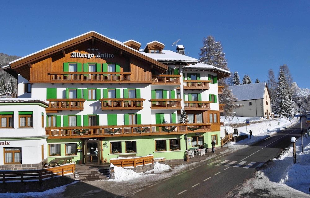 Paris - Dolomites, Italie - Albergo Antico - Dolomites, Italie