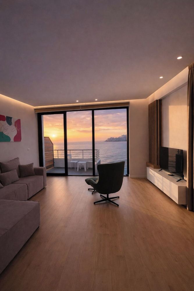 Paris - Riviera albanaise - Hotel Tramonto - Riviera albanaise