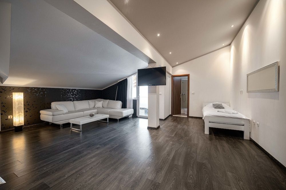 Paris - Vodice - The suites - Small Luxury Living - Vodice