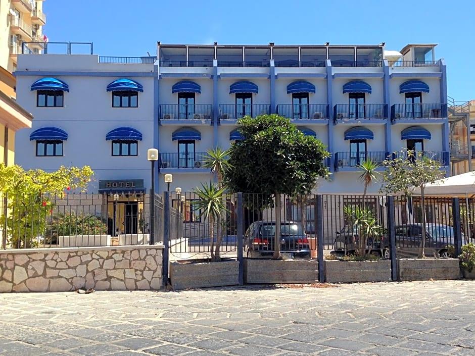 Lille - Licata - Hotel Al Faro - Licata