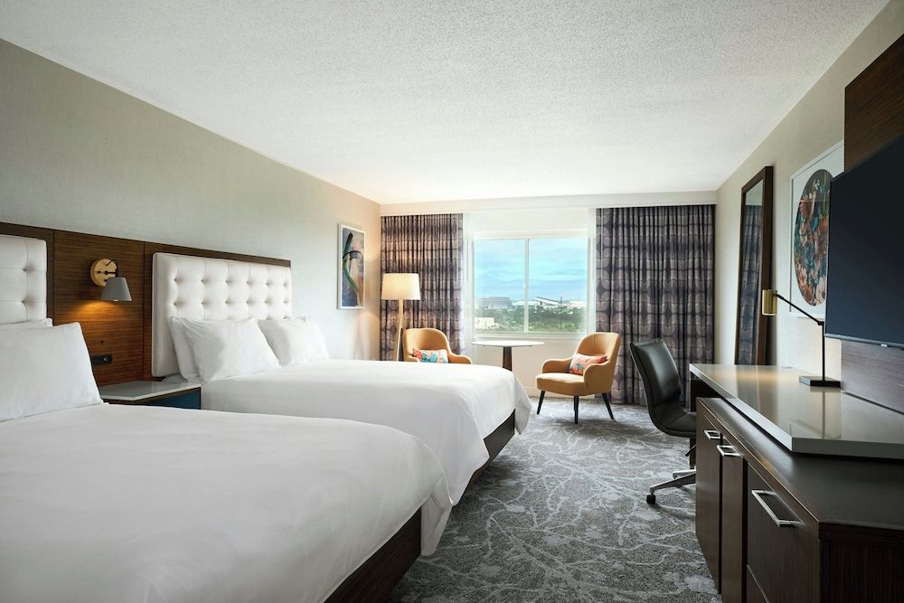 Paris - North Bergen - Renaissance Meadowlands Hotel - North Bergen