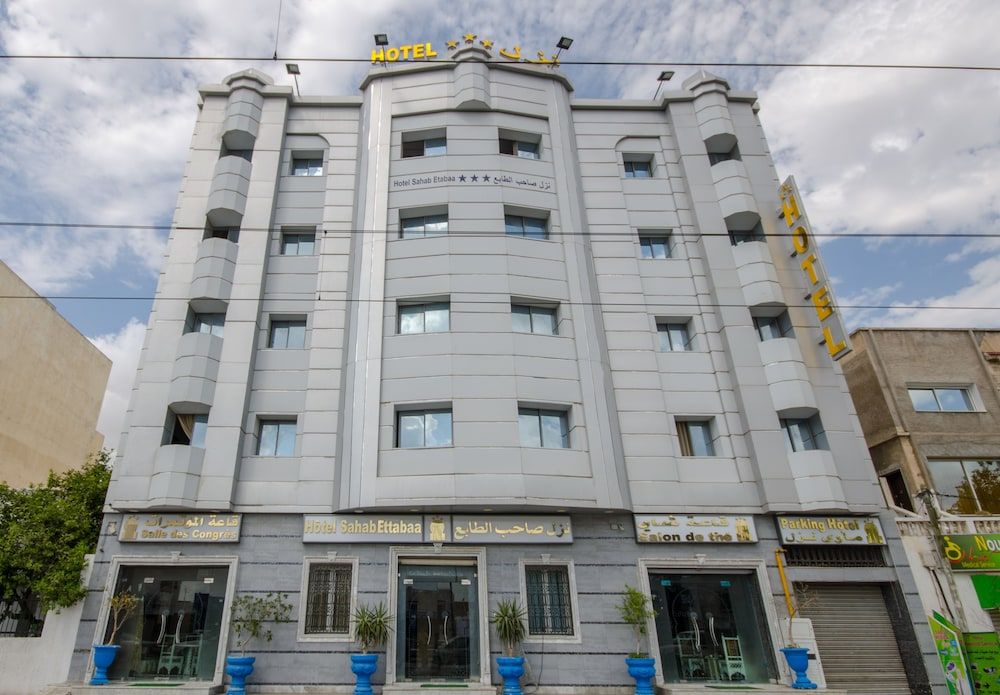 Lyon - Tunis - Hotel Saheb Ettabaa - Tunis