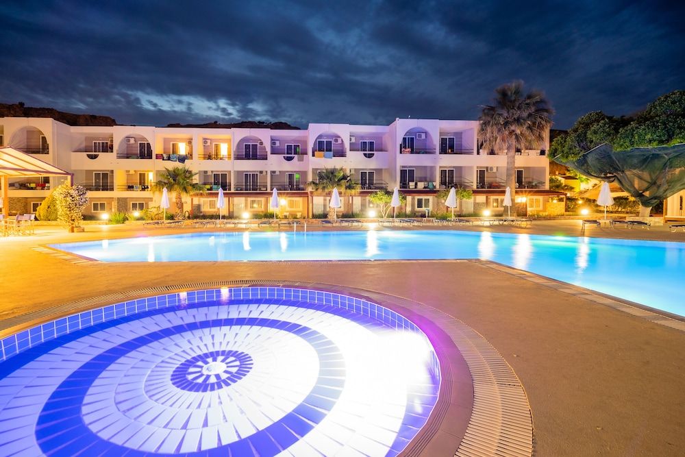 Paris - Lindos - Lardos Bay Hotel - Lindos